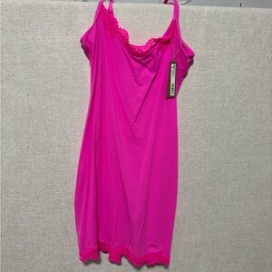 SKIMS Fits Everybody Lace Pink Dress